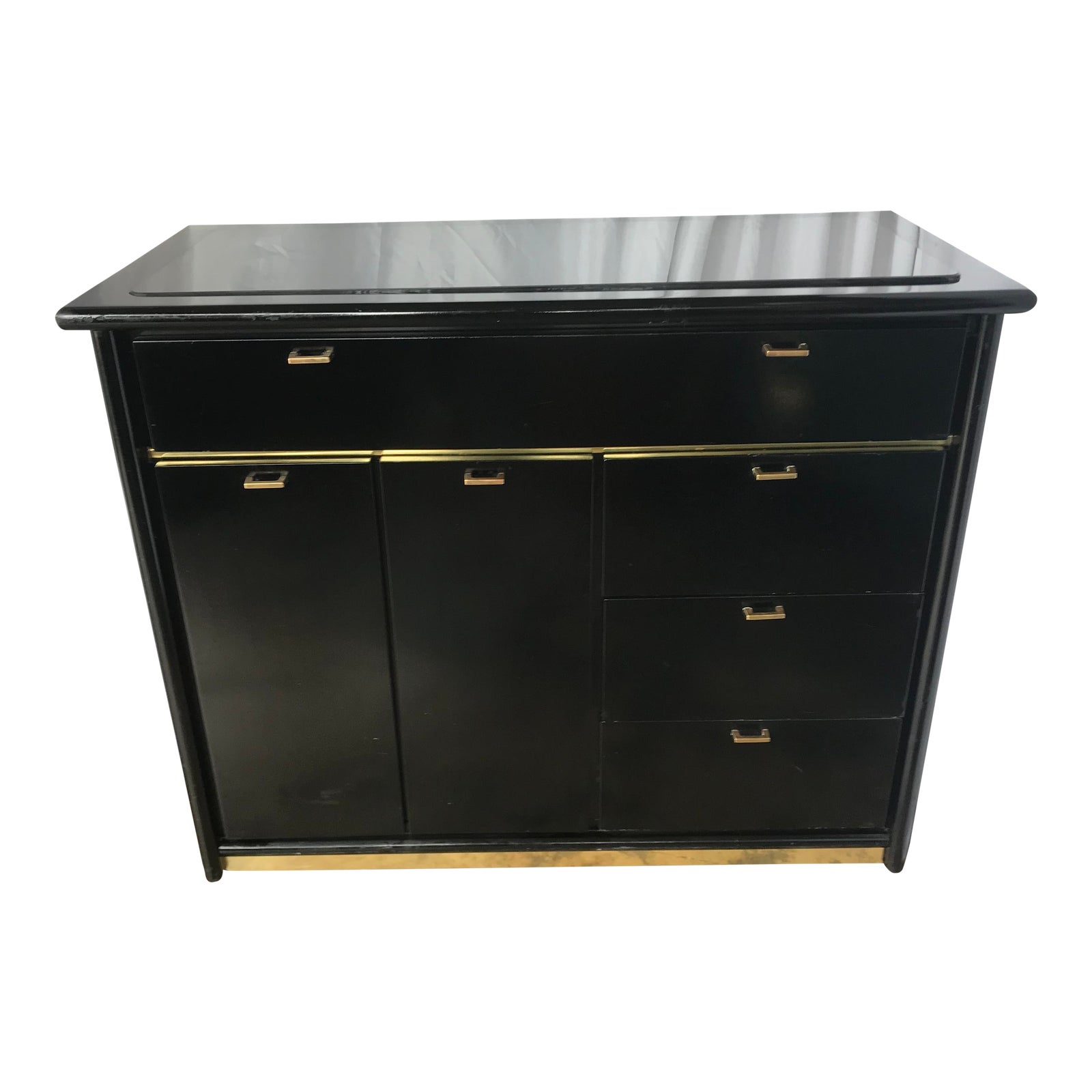 Bassett Furniture Black Rolling Bar Chairish