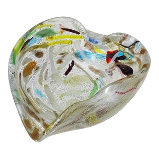 Vintage Murano Silver Leaf Confetti Cut Canes Ribbons Italian Art Glass Decorative Heart Shape Bowl For Sale