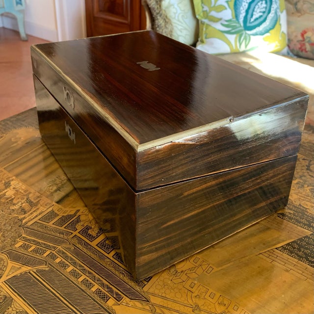 Traditional American Faux Wood Grained Lap Desk Box, 19th Century For Sale - Image 3 of 10