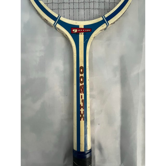 American Vintage C1970s Garcia Xl-200 White and Blue Wooden Tennis Racket For Sale - Image 3 of 12