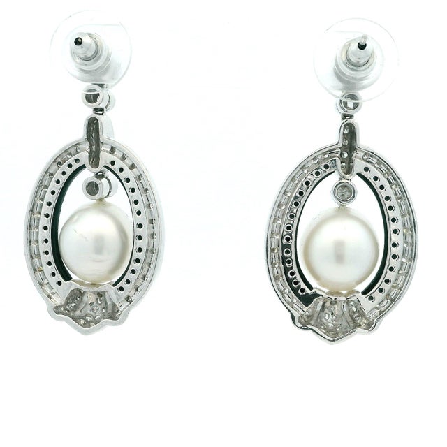Black Vintage 18k White Gold South Sea Pearl, Onyx and 5 Carat Diamond Earrings, Pair For Sale - Image 8 of 10