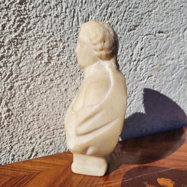 Bust of a Gentleman, 17th-18th Century, Marble For Sale - Image 14 of 18