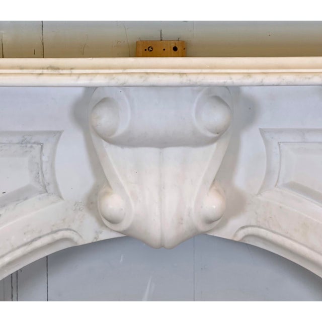 Early 20th Century Early 20th Century Neoclassical White Marble Mantel For Sale - Image 5 of 10
