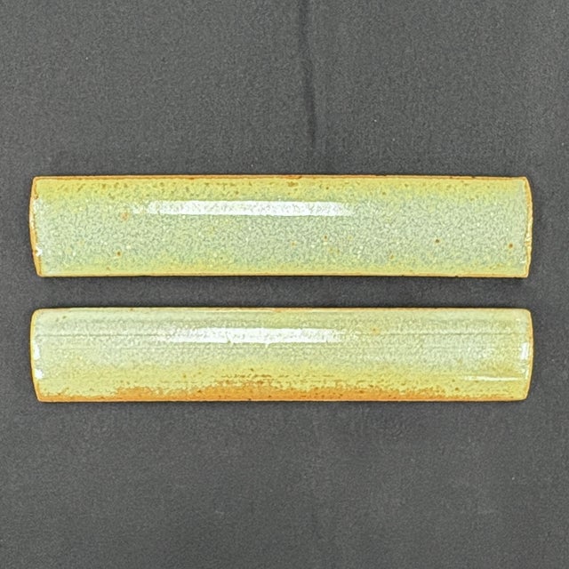 Traditional Cornsilk Glazed Ceramic Quarter Round Molding For Sale - Image 3 of 4