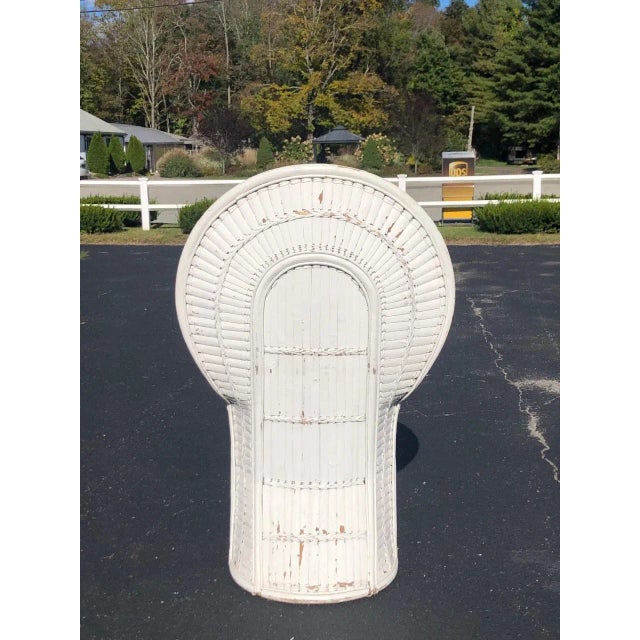 1970s White Split Bamboo Peacock Chair For Sale In New York - Image 6 of 13