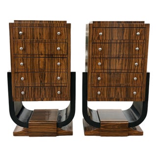 Early 20th Century Pair of Art Deco Chests For Sale