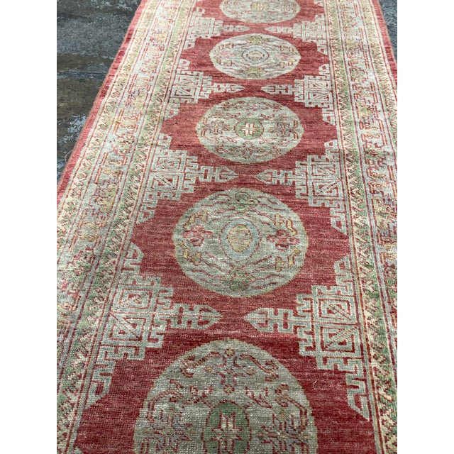 2ft 6in × 6ft 5in Oushak Turkish Runner Rug, Vintage For Sale - Image 11 of 12