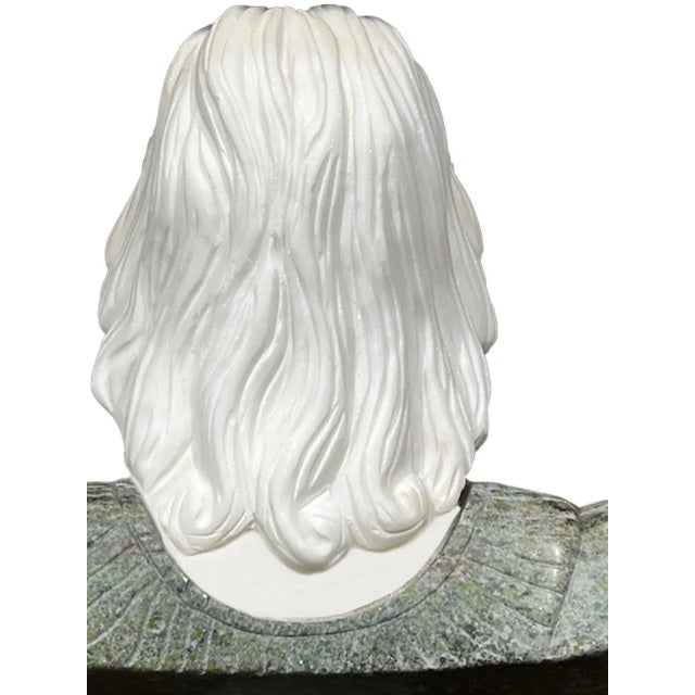 Early 20th Century Italian Marble Bust of a Woman For Sale In Dallas - Image 6 of 8
