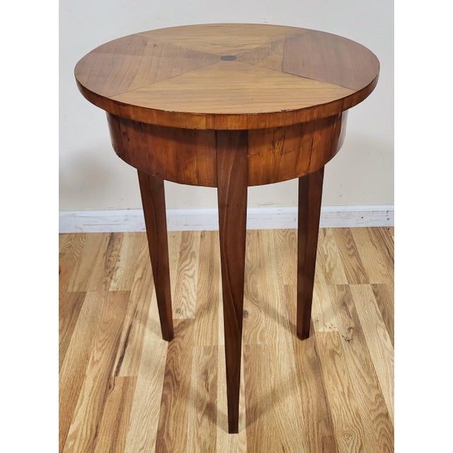 Antique German / Austrian 19th C Inlaid Biedermeier Tripod Round Side End Table For Sale In New York - Image 6 of 11