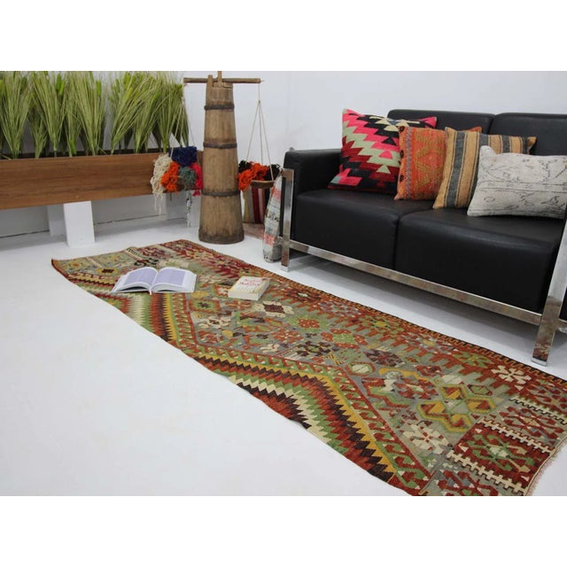 1960s Vintage Turkish Kilim Runner- 2′9″ × 7′8″ For Sale In Los Angeles - Image 6 of 7