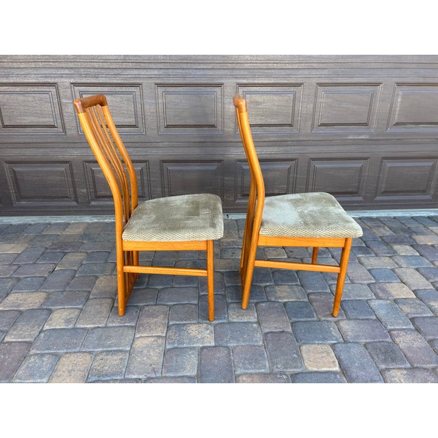 Brown 1960s Kai Kristiansen for Schou Andersen 170 Mid Century Danish Teak Highback Dining Chairs For Sale - Image 8 of 12