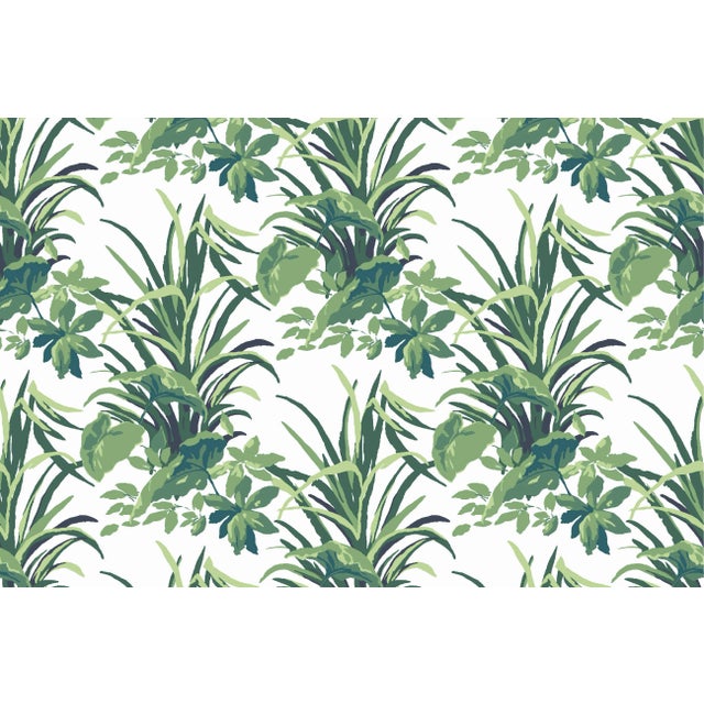 A cool taste of the tropics‚..A nod to the easy elegance and layered sensibility of a relaxed island escape tucked into a...