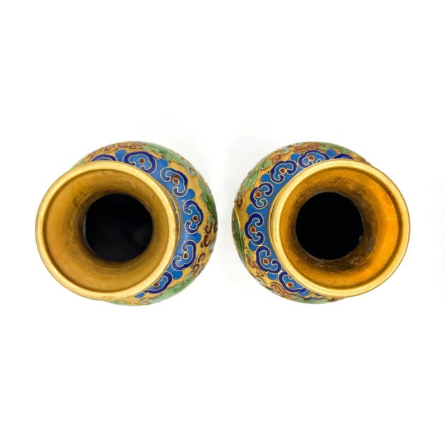 Metal Pair of Mid-Century Chinese Cloisonné Vases – Blue, Green & Gold Enamel With Lotus Motif – Chinoiserie / Hollywood Regency For Sale - Image 7 of 10