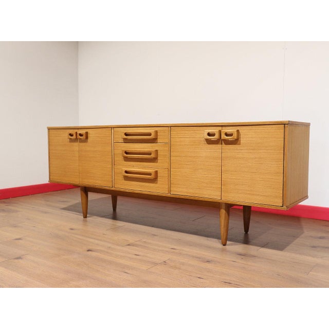 Mid Century Modern Vintage Sideboard Credenza in the Style of Uniflex Danish Style For Sale - Image 11 of 15