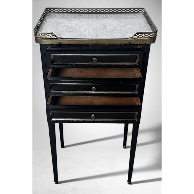 Late 19th Century Napoleon III Style French Night Stand in Black Lacquered Wood and Carrara Marble For Sale - Image 6 of 18