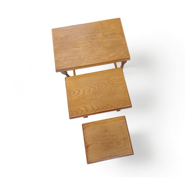 Mid-Century Modern Oak Nesting Tables, 1950s, Set of 3 For Sale - Image 4 of 10
