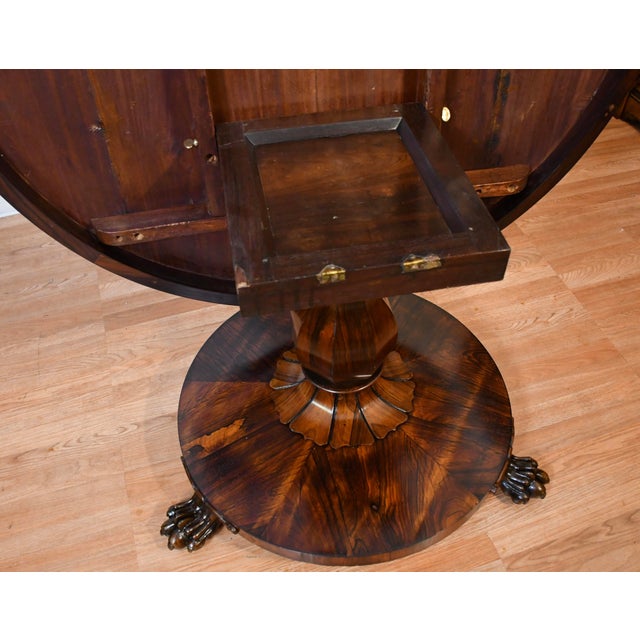 1840s Antique English Victorian Rosewood Tilt Top Table / Center Table For Sale - Image 14 of 17