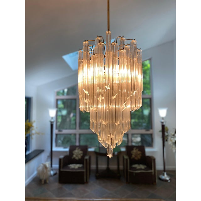 1960s 1960s Six-Tier Murano Crystal Italian 120 Quadriedri Prism Chandelier For Sale - Image 5 of 10