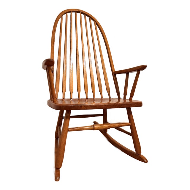 Vintage S. Bent & Brothers Colonial Windsor-Style Oak Rocking Chair For Sale