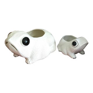 Vintage Large and Small Whittier Frog Planters - a Pair For Sale