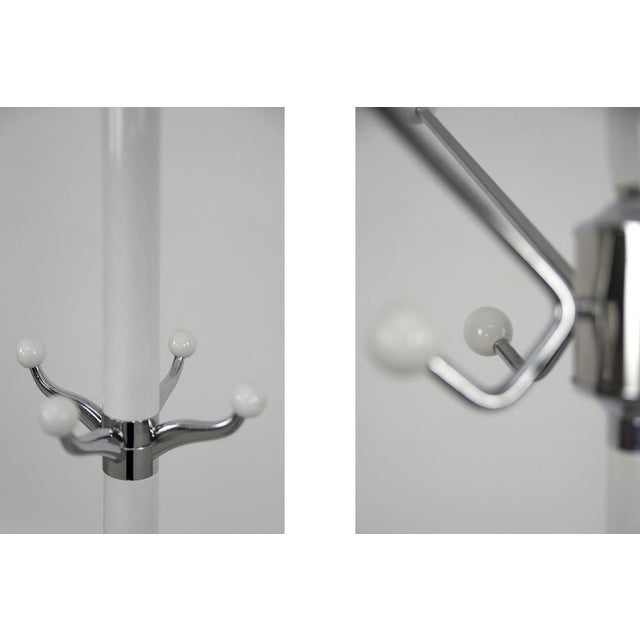 Mid-Century Modern Mid-Century Modern White Floor Coat Rack, 1990s For Sale - Image 3 of 10