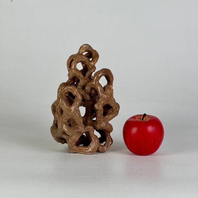 A default to make ceramic sculpture of what we are comparing to a deep sea plant life form. And it's in surprisingly good...