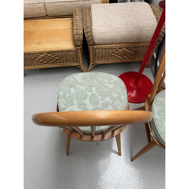 Wood Blonde High Hoop Dining Chairs from Ercol, 1970s, Set of 4 For Sale - Image 7 of 12