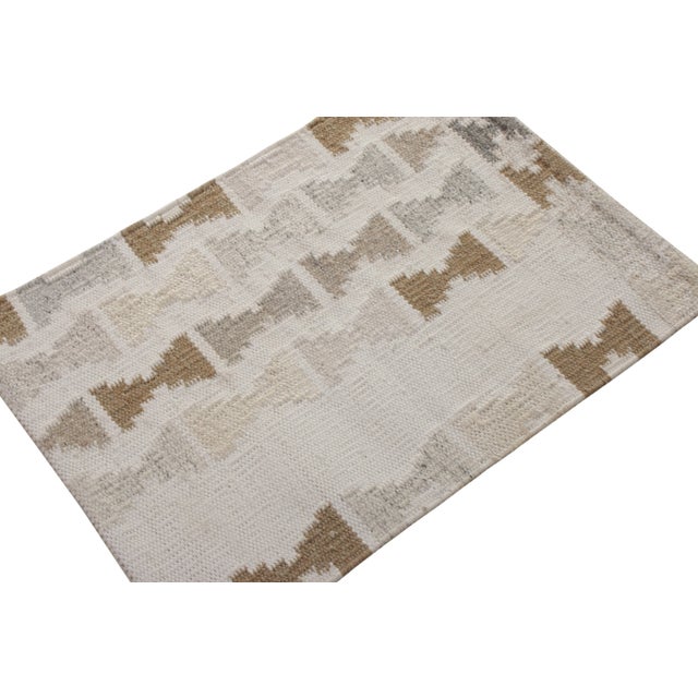 Celerie Kemble Muted Scandinavian Kilim Rug by Celerie Kemble for Chairish, 2'6"x10' For Sale - Image 4 of 6