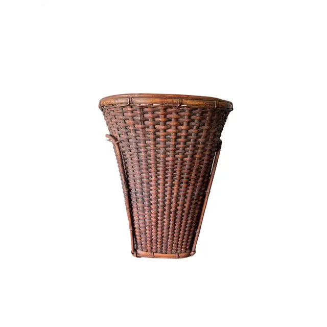 Brown Rattan Basket Dayak Tribe Hand-Woven From Kalimantan, Borneo, Mid 20th Century For Sale - Image 8 of 8