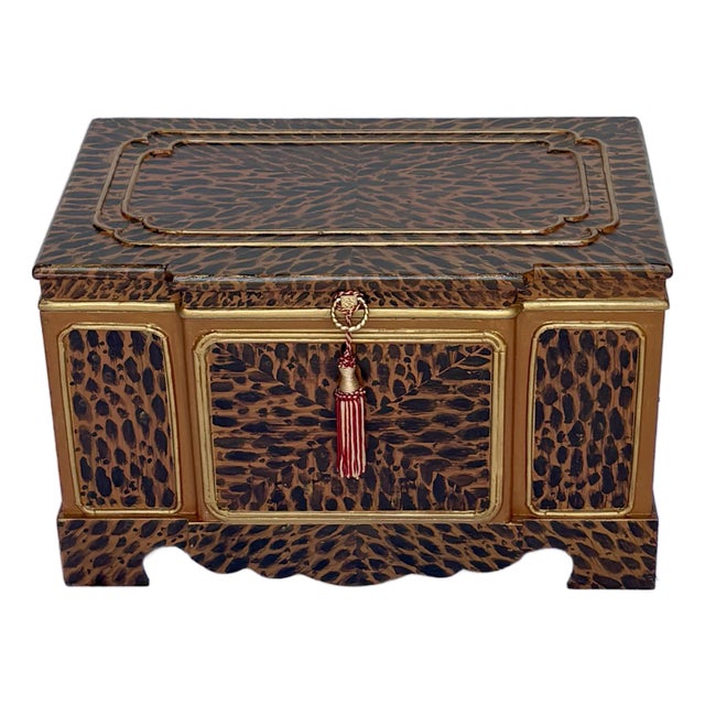 Mid 20th Century Vintage Hand Painted Faux Tortoiseshell Box For Sale