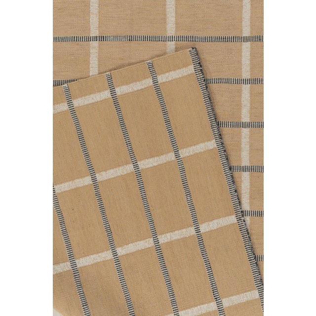 Textile Beige Plaid Indoor Outdoor Polyester Rug, 9ft X 12ft For Sale - Image 7 of 11