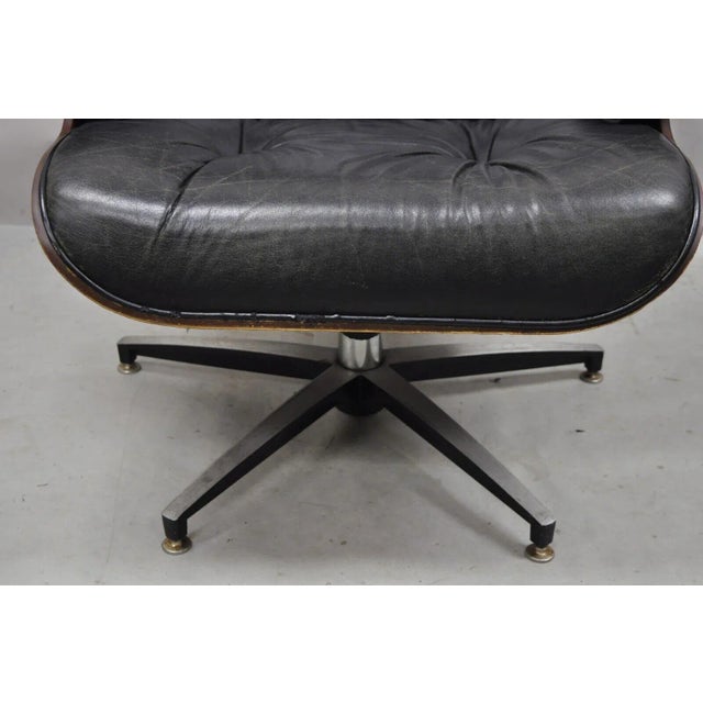 Vintage Selig Plycaft Black Leather Eames Style Walnut Swivel Tilt Lounge Chair For Sale In Philadelphia - Image 6 of 13