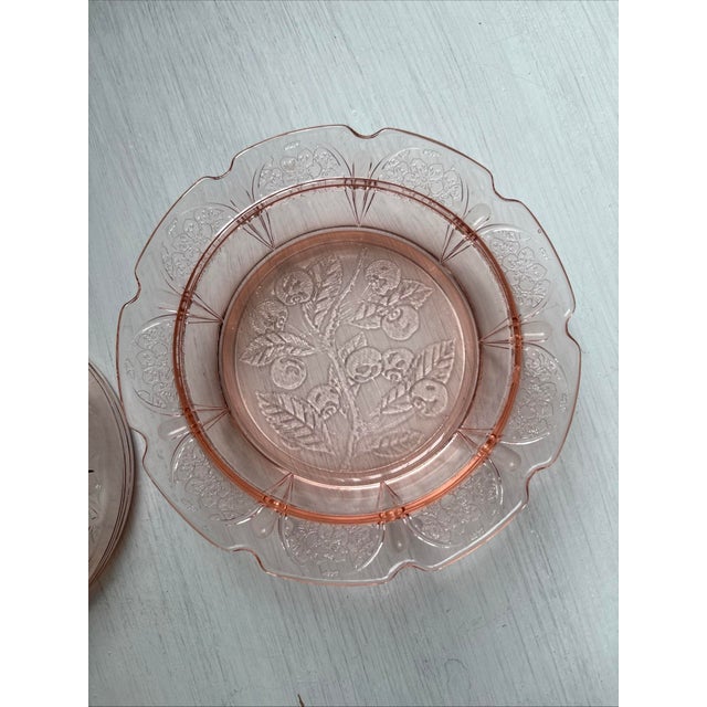 The Jeannette CHERRY BLOSSOM PINK BUTTER DISH W/COVER is a vintage piece of depression glass from the Jeannette brand....