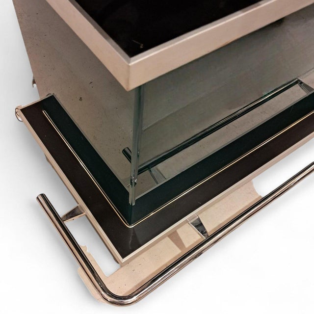 Chrome Bar Counter with Black and Green Glass, 1980s, Set of 3 For Sale - Image 5 of 7