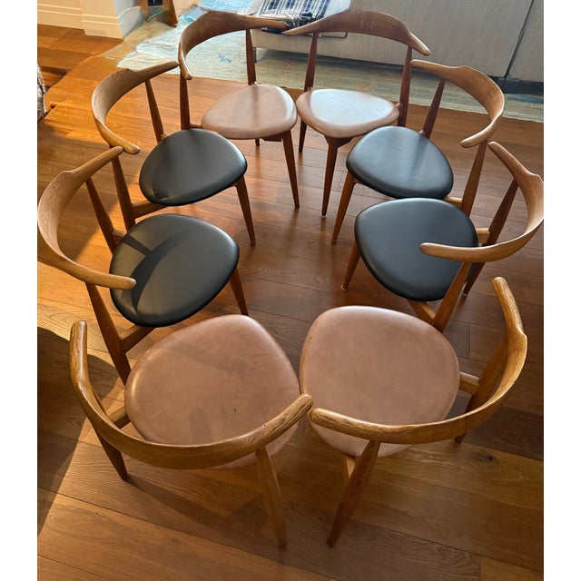 Black 1950s Attributed to Hans J. Wegner Heart 3 Legged Chairs - 4 Black/4Cognac Leather Seats For Sale - Image 8 of 9