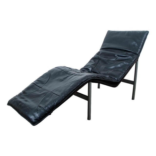 1970s Mid Century Danish Modern Lounge Chair Chaise Black Leather Attributed to Tord Bjorklund Metal For Sale