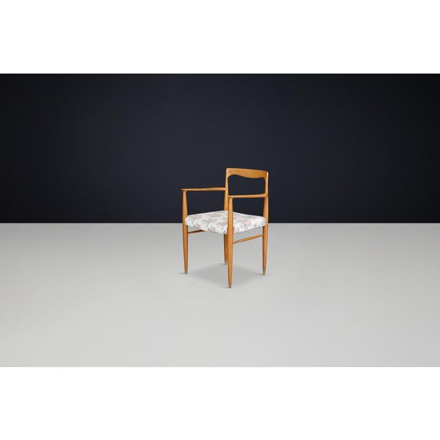 Gold Dining Chair by Sedláček & Vyčítal, Czechoslovakia, 1970s For Sale - Image 8 of 10
