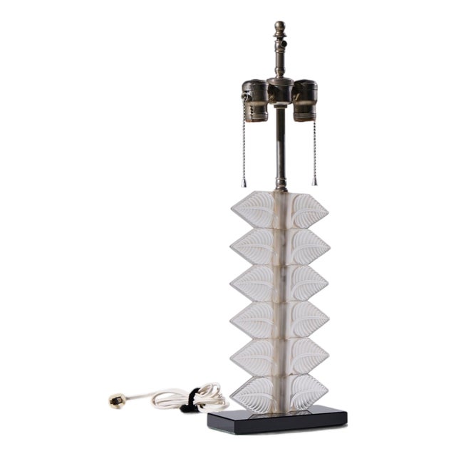 Early 20th Century French René Lalique Feuilles French Crystal Table Lamp For Sale