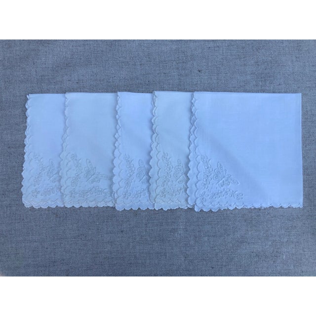 1960s Mid Century White Embroidered Cocktail Napkins - Set of 5 For Sale - Image 4 of 4