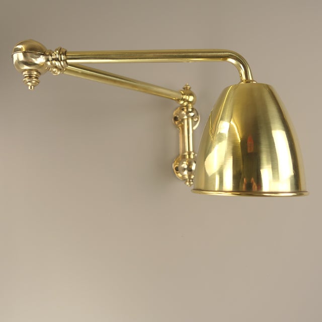 Gold Art Deco British Adjustable Wall-Mounted Reading Lamp with Dual Swivel Arms, 1920s For Sale - Image 8 of 18