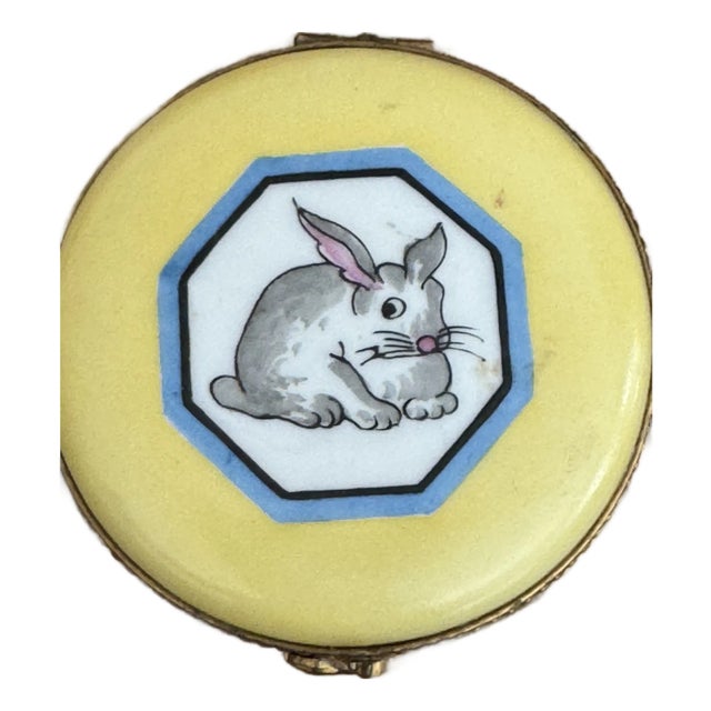 1920s Delicate Limoge Round Box From France For Sale