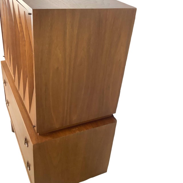 American of Martinsville Harlequin Diamond Front Highboy Dresser For Sale - Image 9 of 17