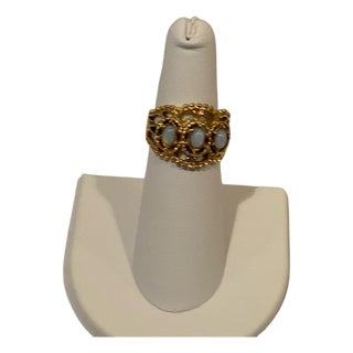 1970s Ladies Costume Gold Opal Ring, Size 5.5 For Sale