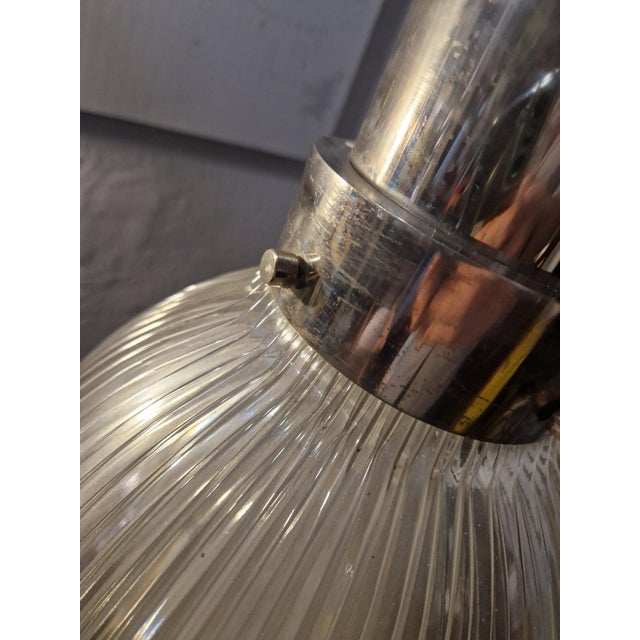 Mid-Century Modern Hanging Light in Chrome and Glass by Tito Agnoli for Oluce, 1960s For Sale - Image 3 of 6