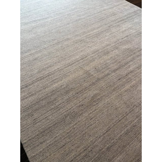 2020s Rh Amara Wool Rug – Marled Light Grey (8x10) For Sale - Image 5 of 8