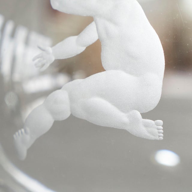 Glass Bubbles Vase in Etched Glass attributed to Vicke Lindstrand for Orrefors, Sweden, 1930s For Sale - Image 7 of 11