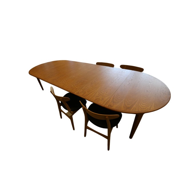 Round Oak Model 62 Dining Table by Henning Kjærnulf for Sorø Stolefabrik, Denmark, 1960s For Sale - Image 18 of 18