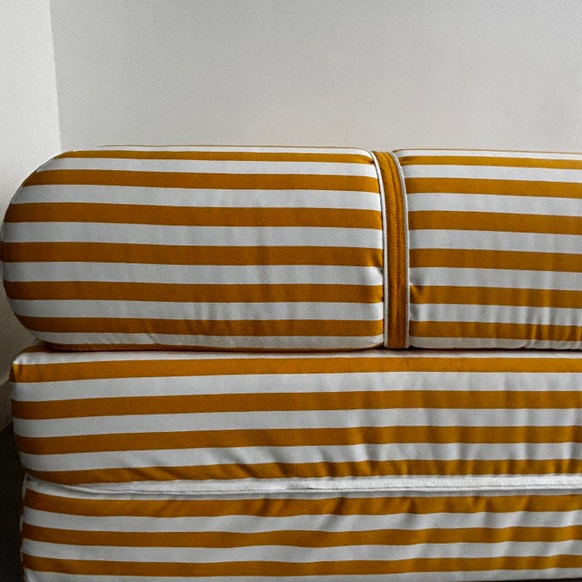 1980s Vintage Yellow and White Sofa Bed from Ikea, 1980 For Sale - Image 5 of 10