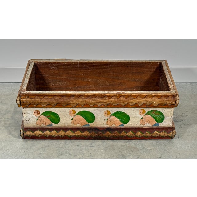 American Antique c.1900 American Folk Art Hand Painted Figural Storage Box / Blanket Chest / Cache Pot For Sale - Image 3 of 14