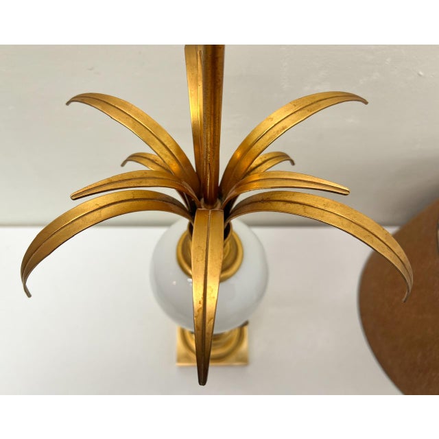 Metal White Opalescent Ostrich Egg Table Lamp attributed Maison Boulanger, 1980s For Sale - Image 7 of 12